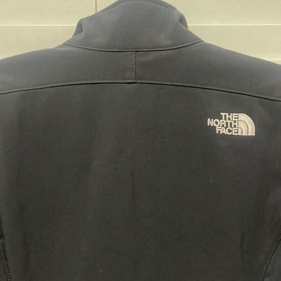 EUC North Face Women’s Soft-shell jacket - Picture 8 of 12